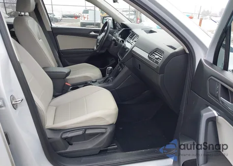 2019 Volkswagen Tiguan 2.0T Se/2.0T Sel/2.0T Sel R-Line/2.0T Sel R-Line Black z USA, uszkodzony, nr VIN 3VV2B7AX7KM066456